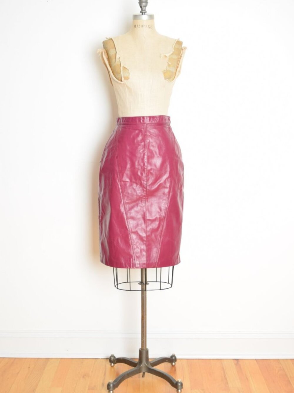 vintage 80s Wilsons leather skirt wine-pink high waist rise pencil slim S